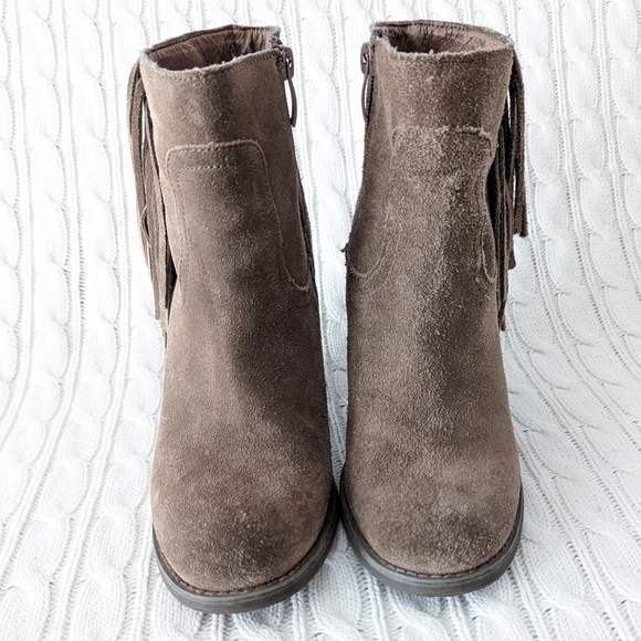 Sbicca Marimba Suede Leather Fringe Ankle Boots 8 Taupe Gray Brown Boot - Picture 6 of 15